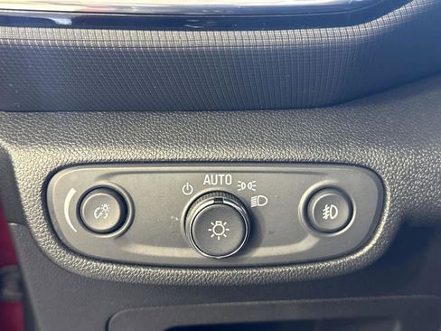 Used 2021 Chevrolet TrailBlazer LT w/ Convenience Package image 23