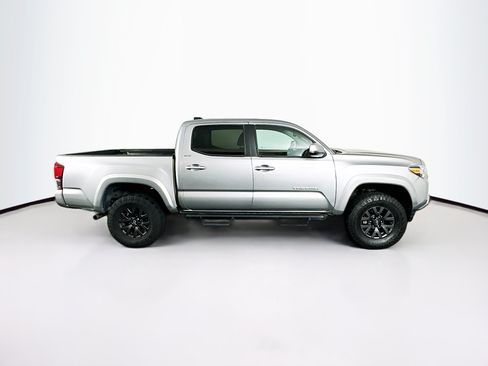 Used 2023 Toyota Tacoma SR5 w/ Technology Package AWD/4WD image 10