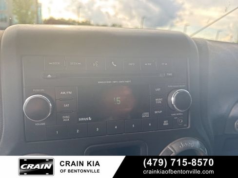 Used 2017 Jeep Wrangler Unlimited Sport w/ Connectivity Group AWD/4WD image 22