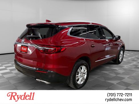 Used 2021 Buick Enclave Essence w/ Sound and Sites Package AWD/4WD image 5