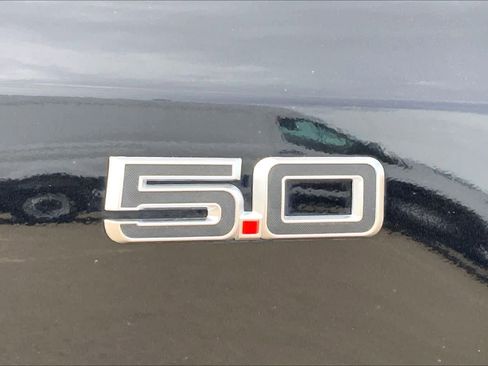 Used 2024 Ford Mustang GT Premium image 9