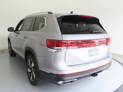 New 2025 Volkswagen Atlas SEL image 7
