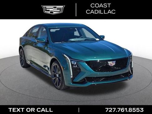 New 2026 Cadillac CT5 V image 4