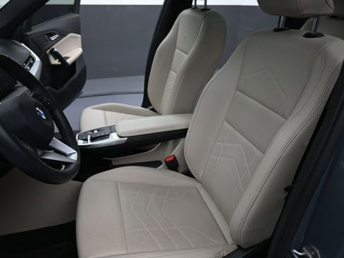 Used 2024 BMW X1 xDrive28i w/ Technology Package image 10