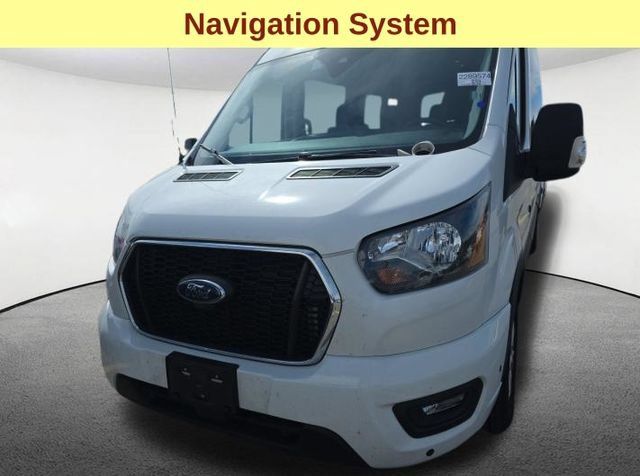Used 2024 Ford Transit 350 XLT RWD image 4