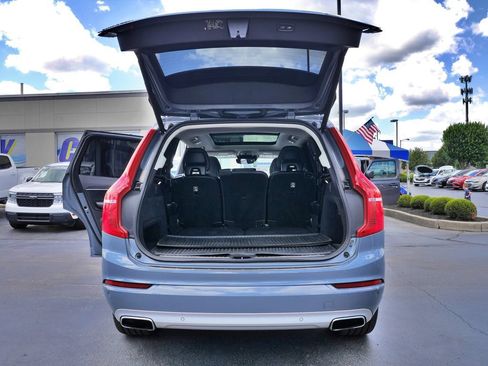 Used 2020 Volvo XC90 T5 Momentum w/ Protection Package AWD/4WD image 16