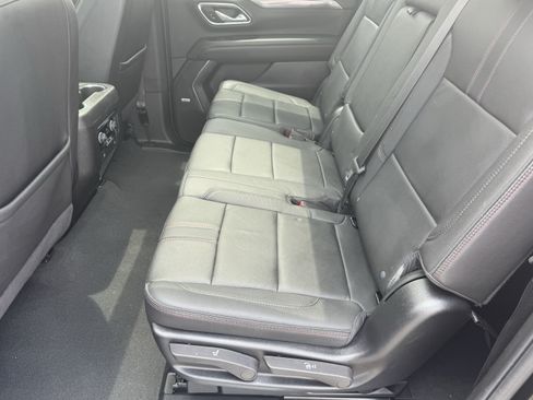 Used 2024 Chevrolet Suburban RST AWD/4WD image 25