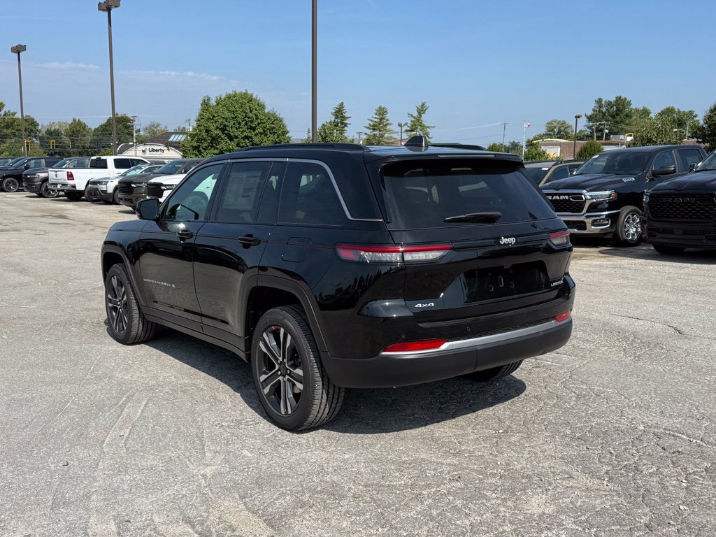 New 2027 Jeep Grand Cherokee Limited AWD/4WD image 8