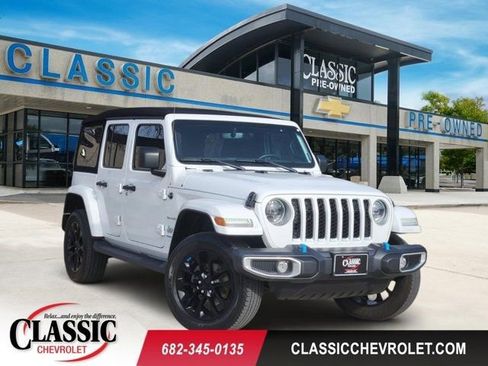 Used 2023 Jeep Wrangler Unlimited Sahara w/ Cold Weather Group image 1