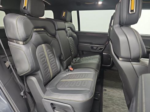 Used 2024 Rivian R1S Adventure AWD/4WD image 23