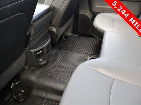 Used 2024 RAM 2500 Tradesman w/ Chrome Appearance Group image 19