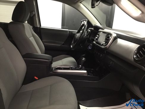 Used 2021 Toyota Tacoma SR5 image 36