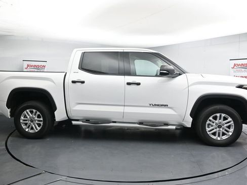 Used 2023 Toyota Tundra SR5 w/ SR5 Convenience Package AWD/4WD image 9