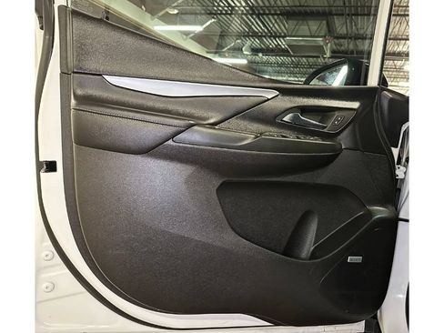 Used 2023 Chevrolet Bolt LT w/ Infotainment Package FWD image 18