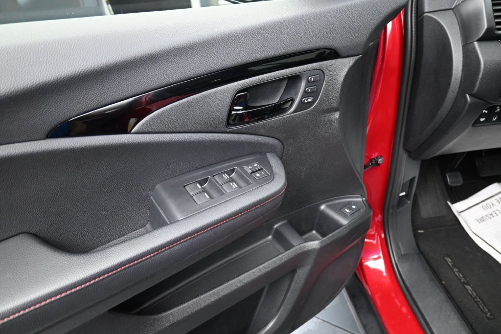 Used 2025 Honda Passport Black Edition image 30