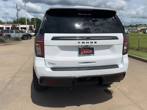 Used 2021 Chevrolet Tahoe Z71 w/ Luxury Package AWD/4WD image 6