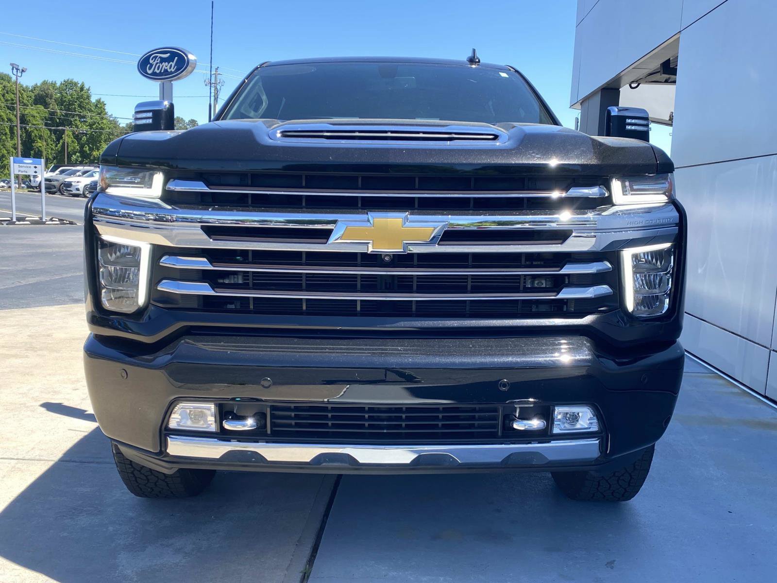 Used 2023 Chevrolet Silverado 3500 High Country AWD/4WD image 12