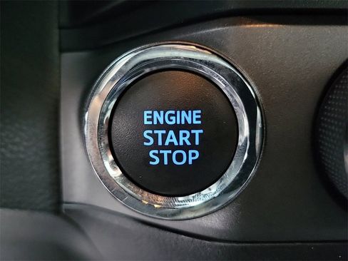 Used 2021 Toyota Tacoma TRD Off-Road w/ Technology Package image 29