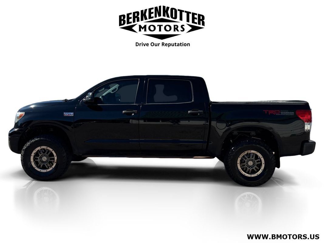 Used 2011 Toyota Tundra 4x4 CrewMax image 6