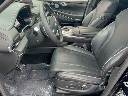 Used 2023 Genesis GV80 2.5T w/ Prestige 20" Package image 11