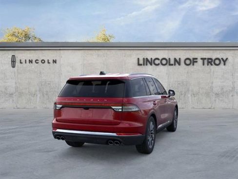 New 2026 Lincoln Aviator AWD image 8