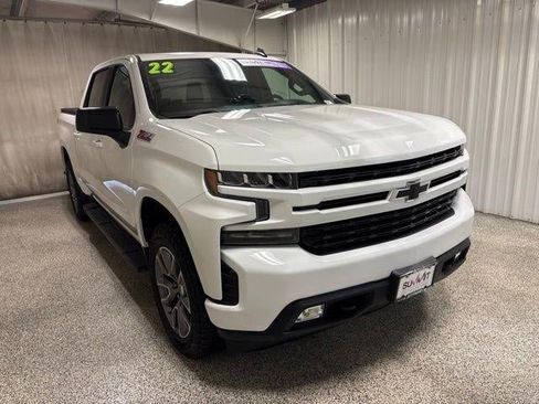 Used 2022 Chevrolet Silverado 1500 RST AWD/4WD image 3