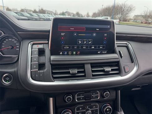 Used 2021 Chevrolet Tahoe Z71 image 25