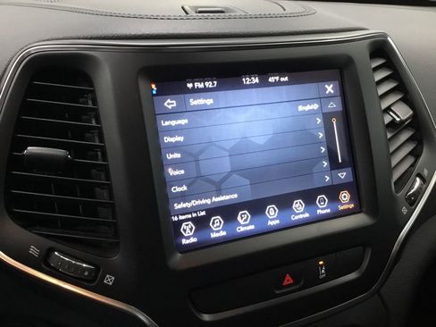 Used 2022 Jeep Cherokee Latitude w/ Trailer Tow Group image 27