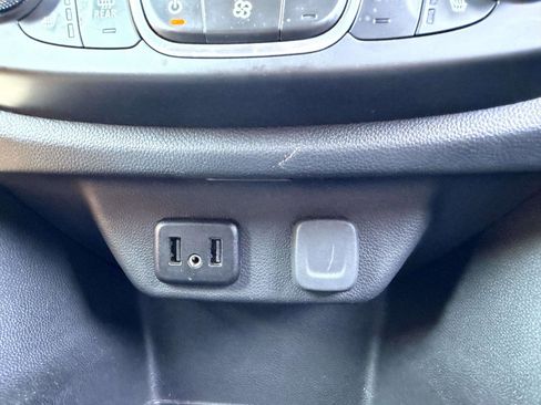 Used 2023 Chevrolet Traverse LT w/ LPO, Floor Liner Package AWD/4WD image 27
