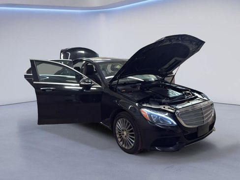 Used 2015 Mercedes-Benz C 300 Luxury image 7