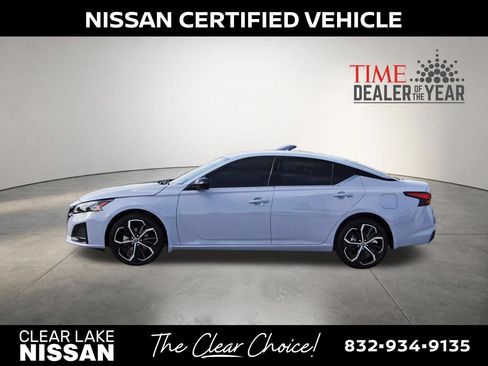 Certified 2025 Nissan Altima 2.5 SR AWD/4WD image 4