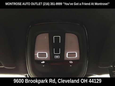 New 2024 Volvo XC40 Recharge Plus w/ Protection Package Premier RWD image 22