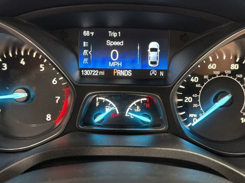 Used 2019 Ford Escape SEL FWD image 22