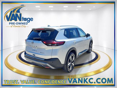 Used 2023 Nissan Rogue SL w/ SL Premium Package AWD/4WD image 6