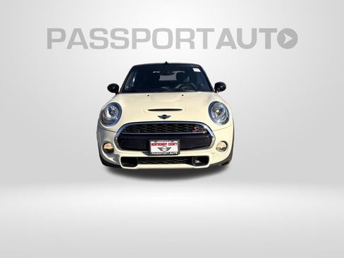 Used 2017 MINI Cooper S image 2
