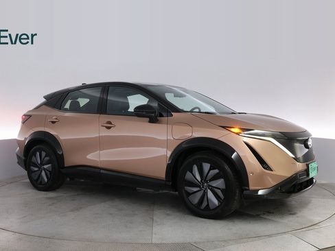Used 2023 Nissan Ariya image 5