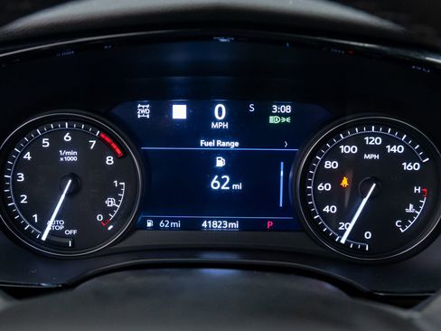 Used 2024 Cadillac XT6 Premium Luxury w/ Technology Package image 23