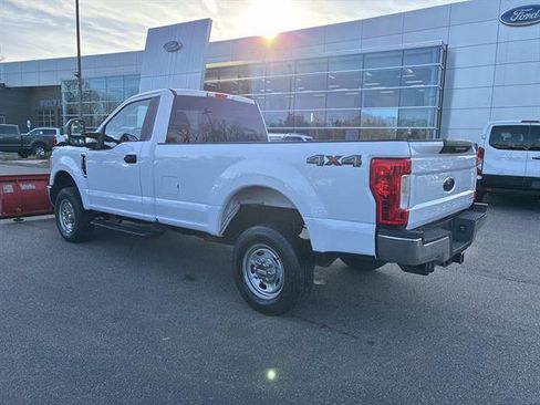 Used 2017 Ford F250 XL w/ Power Equipment Group image 5