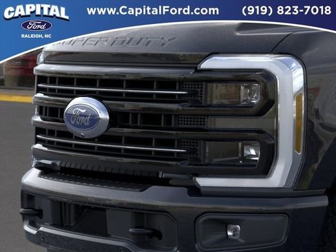 New 2026 Ford F250 Platinum AWD/4WD image 17