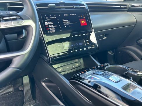 Certified 2024 Hyundai Tucson Limited image 20