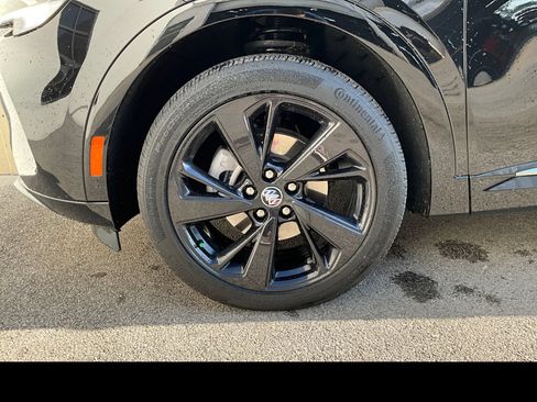 Used 2023 Buick Envision Essence w/ Sport Touring Package AWD/4WD image 15