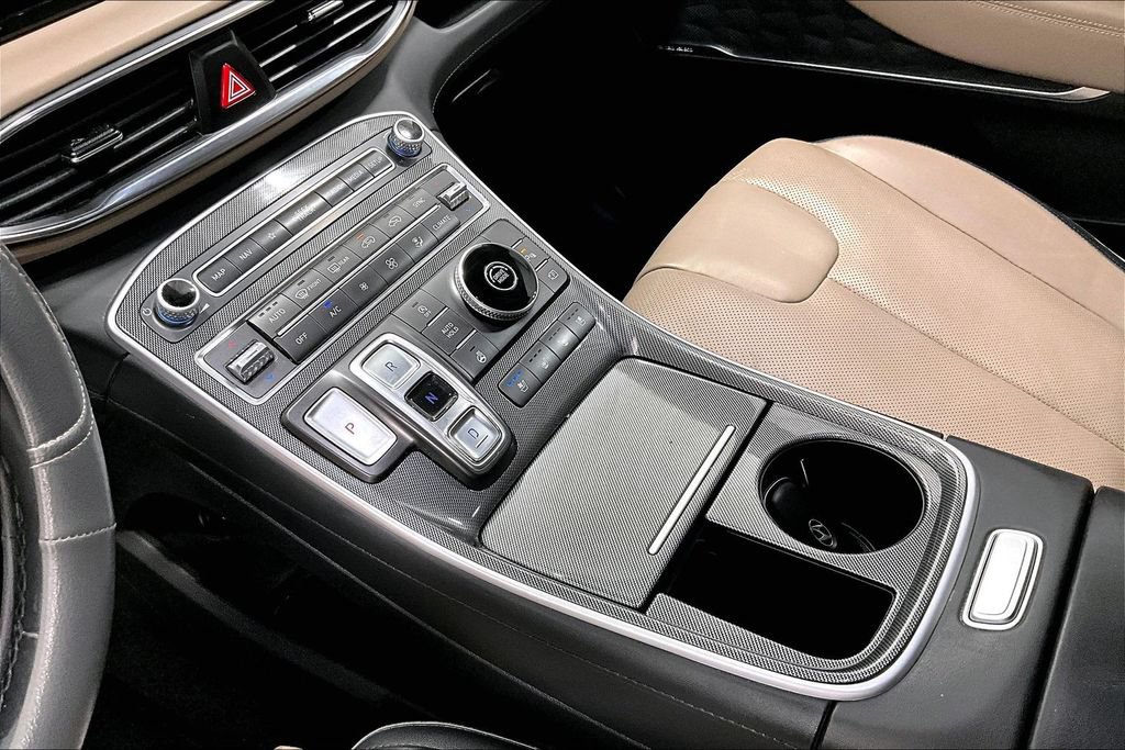 Used 2023 Hyundai Santa Fe Limited FWD image 17
