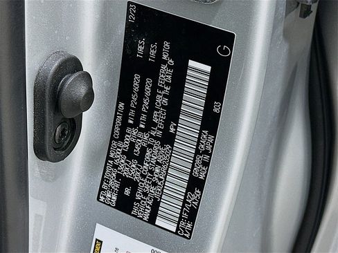 Used 2024 Toyota 4Runner Limited image 32