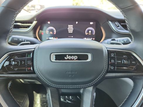 Used 2021 Jeep Grand Cherokee L Overland AWD/4WD image 9