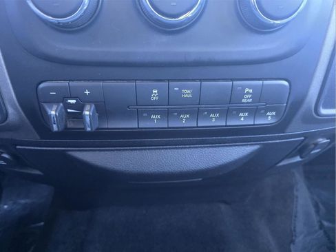 Used 2017 RAM 2500 Tradesman w/ Chrome Appearance Group image 58