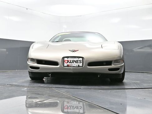 Used 2000 Chevrolet Corvette Coupe w/ Memory Pkg image 41