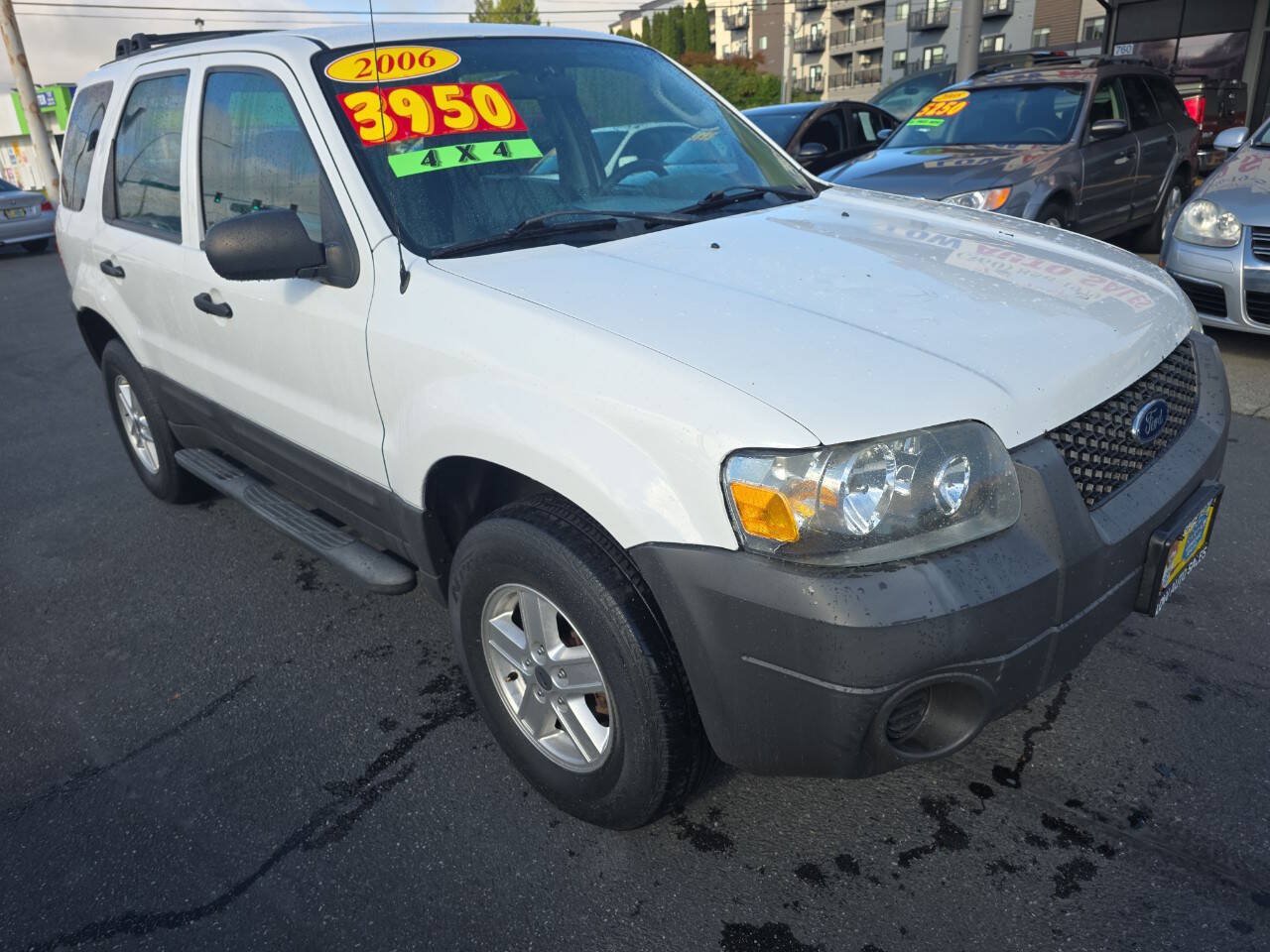 Used 2006 Ford Escape XLS AWD/4WD image 3