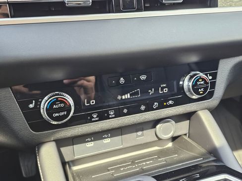 New 2026 Mitsubishi Outlander Trail Edition AWD/4WD image 22