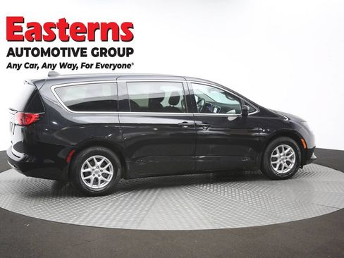 Used 2024 Chrysler Voyager LX FWD image 44