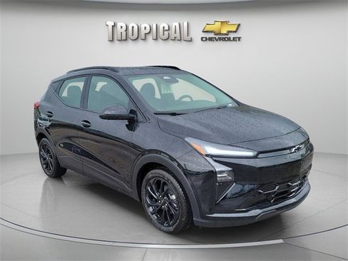 New 2027 Chevrolet Bolt RS w/ Technology Package image 4